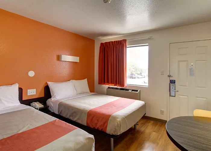 Motel 6-Amherst, Oh - Cleveland West - Lorain